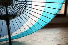 画像をギャラリービューアに読み込む, 小蛇の目傘【三日月 水色×ターコイズ】 - 和傘CASA