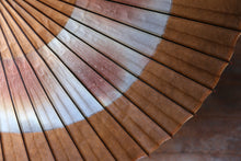 画像をギャラリービューアに読み込む, 蛇の目傘【助六 柿渋染(黒柿)×かすみ染め(ブルーブラウン)】