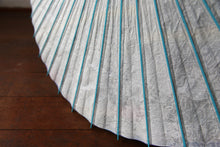 画像をギャラリービューアに読み込む, 日傘【二重張 胡粉×ぼかし染(ブルーパープル)】