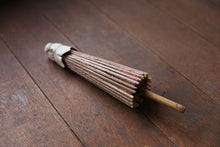 画像をギャラリービューアに読み込む, まめ和傘【落水紙 麻の葉(ベージュ)】