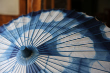 画像をギャラリービューアに読み込む, 日傘【石徹白藍染2023 綿花】
