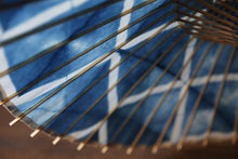 画像をギャラリービューアに読み込む, 日傘【石徹白藍染2023 スクエア】