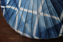 画像をギャラリービューアに読み込む, 日傘【石徹白藍染2023 スクエア】
