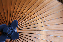 Load image into Gallery viewer, 蛇の目傘【柿渋染】 - 和傘CASA