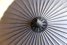 画像をギャラリービューアに読み込む, 日傘【二重張 薄墨×柿渋鉄】(軒黒) - 和傘CASA