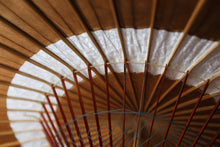 画像をギャラリービューアに読み込む, 蛇の目傘【中張 柿渋染(黒柿)×白胡粉】 (女竹) - 和傘CASA