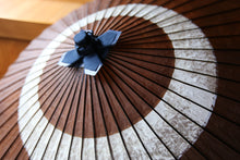 画像をギャラリービューアに読み込む, 蛇の目傘【中張 柿渋染(黒柿)×白胡粉】 (女竹) - 和傘CASA