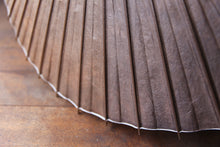 画像をギャラリービューアに読み込む, 日傘【二重張 柿渋染手漉き美濃和紙(黒柿)×透かし和紙水玉(小)】