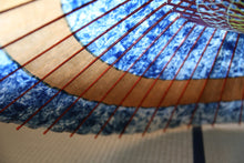 画像をギャラリービューアに読み込む, 蛇の目傘【輪 ギャラクシー×柿渋(赤骨)】(女竹) - 和傘CASA