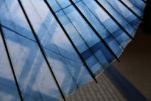 画像をギャラリービューアに読み込む, 蛇の目傘【石徹白藍染2026 】 - 和傘CASA