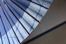 画像をギャラリービューアに読み込む, 蛇の目傘【石徹白藍染2026 軒奴】 - 和傘CASA