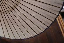 画像をギャラリービューアに読み込む, 番傘【雲竜紙】 - 和傘CASA