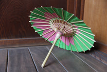 画像をギャラリービューアに読み込む, まめ和傘【切継ぎ 桜(緑×ピンク)】 - 和傘CASA