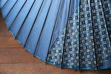 画像をギャラリービューアに読み込む, 蛇の目傘【縞帯 水色×青格子】 - 和傘CASA