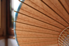 画像をギャラリービューアに読み込む, 日傘【二重張 透かし文様「麻の葉」×柿渋】(水色)