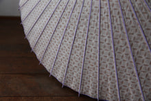 画像をギャラリービューアに読み込む, 日傘【二重張 透かし文様「七宝梅紋」×柿渋】 (パープル)