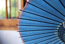 画像をギャラリービューアに読み込む, 日傘【水色(軒ピンク/黒骨)】