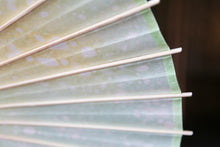 Cargar imagen en el visor de la galería, 日傘【かすみ染め グリーンイエロー】 - 和傘CASA