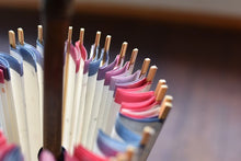 将图片加载到图库查看器,日傘【軒ぼかし 赤紺】 - 和傘CASA