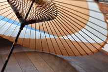 画像をギャラリービューアに読み込む, 蛇の目傘【交叉 柿渋×水色(白)】 - 和傘CASA
