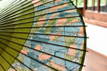 画像をギャラリービューアに読み込む, 蛇の目傘【月奴 若草×山山】 - 和傘CASA