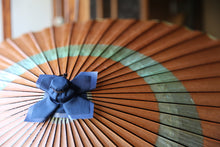 画像をギャラリービューアに読み込む, 蛇の目傘【中張 柿渋×かすみ染(グリーン)】