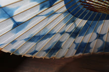 画像をギャラリービューアに読み込む, 蛇の目傘【石徹白藍染2023 中張まる】 - 和傘CASA