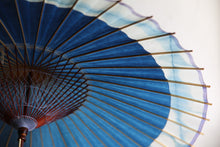 画像をギャラリービューアに読み込む, 蛇の目傘【石徹白藍染2023 軒奴】 - 和傘CASA