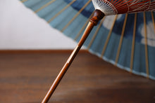 画像をギャラリービューアに読み込む, 蛇の目傘【石徹白藍染2023 助六花】 - 和傘CASA