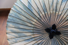 画像をギャラリービューアに読み込む, 蛇の目傘【石徹白藍染2023 絞り】