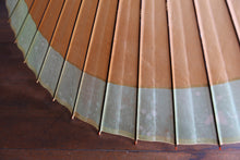 Load image into Gallery viewer, 蛇の目傘【軒奴 柿渋×かすみ染(グリーン)】 - 和傘CASA