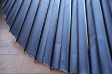 Load image into Gallery viewer, 蛇の目傘【中張 紫黒×藍】 - 和傘CASA