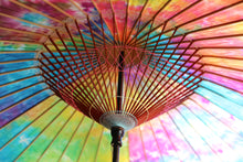 Cargar imagen en el visor de la galería, 蛇の目傘【カラフル】 - 和傘CASA