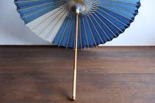 画像をギャラリービューアに読み込む, 網代日傘【石徹白藍染2021 扇】 - 和傘CASA
