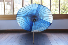 画像をギャラリービューアに読み込む, 網代日傘【石徹白藍染2021 螺旋】