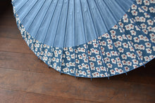 画像をギャラリービューアに読み込む, 日傘【月奴　水色×白花青】
