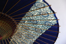 画像をギャラリービューアに読み込む, 蛇の目傘【縞帯　紺×菊唐草】
