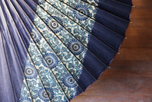 画像をギャラリービューアに読み込む, 蛇の目傘【縞帯　紺×菊唐草】

