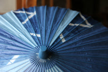 画像をギャラリービューアに読み込む, 日傘【石徹白藍染2023　風光】
