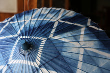 画像をギャラリービューアに読み込む, 日傘【石徹白藍染2023　スクエア】
