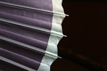 画像をギャラリービューアに読み込む, 日傘【網代軒奴　紫黒×かすみ染め（グリーン）】
