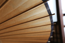 Load image into Gallery viewer, 蛇の目傘【柿渋染】 - 和傘CASA
