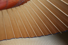 Load image into Gallery viewer, 蛇の目傘【柿渋染】 - 和傘CASA
