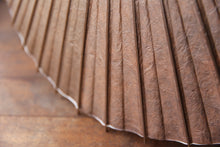 画像をギャラリービューアに読み込む, 日傘【二重張　柿渋染手漉き美濃和紙（黒柿）×透かし和紙水玉（大）】
