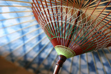 画像をギャラリービューアに読み込む, 蛇の目傘【石徹白藍染2026　】 - 和傘CASA
