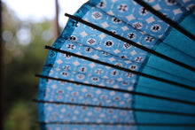 画像をギャラリービューアに読み込む, 蛇の目傘【月奴　ターコイズ×角丸四角】
