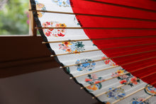 画像をギャラリービューアに読み込む, 蛇の目傘【月奴　赤×四君子】 （竹柄）
