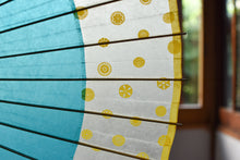 Cargar imagen en el visor de la galería, Paraguas Janome [Nokiyako Turquoise x Glass Button]
