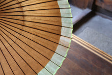 Load image into Gallery viewer, Janome Umbrella [Nokiyakko Kakishibu (black persimmon) x Kasumi-zome (melon soda)]
