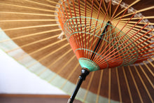 Load image into Gallery viewer, Janome Umbrella [Nokiyakko Kakishibu (black persimmon) x Kasumi-zome (melon soda)]
